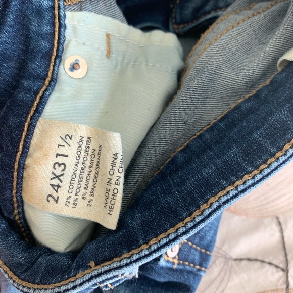 BKE Stella Straight Leg Jeans - Picture 3 of 4